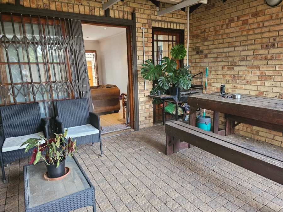 2 Bedroom Property for Sale in Pentagon Park Free State